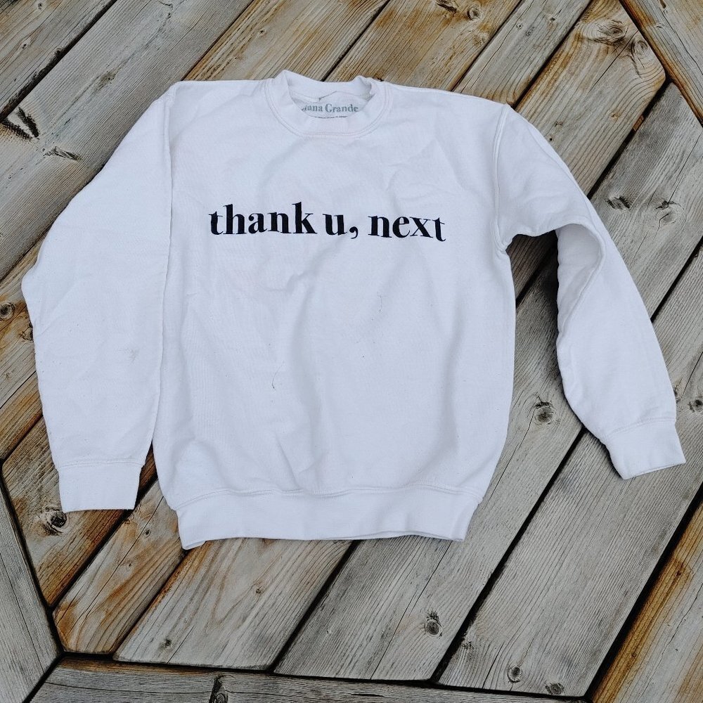 H&M DIVIDED Ariana Grande 7 Rings Tour 2019 Thank U Next White Sweatshir…